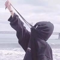 执酒笑💕白衣